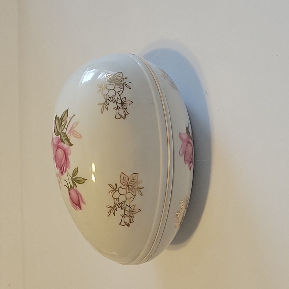 🐣🐰 Lefton Handpainted Egg Trinket Box w Pink Roses, Large Easter